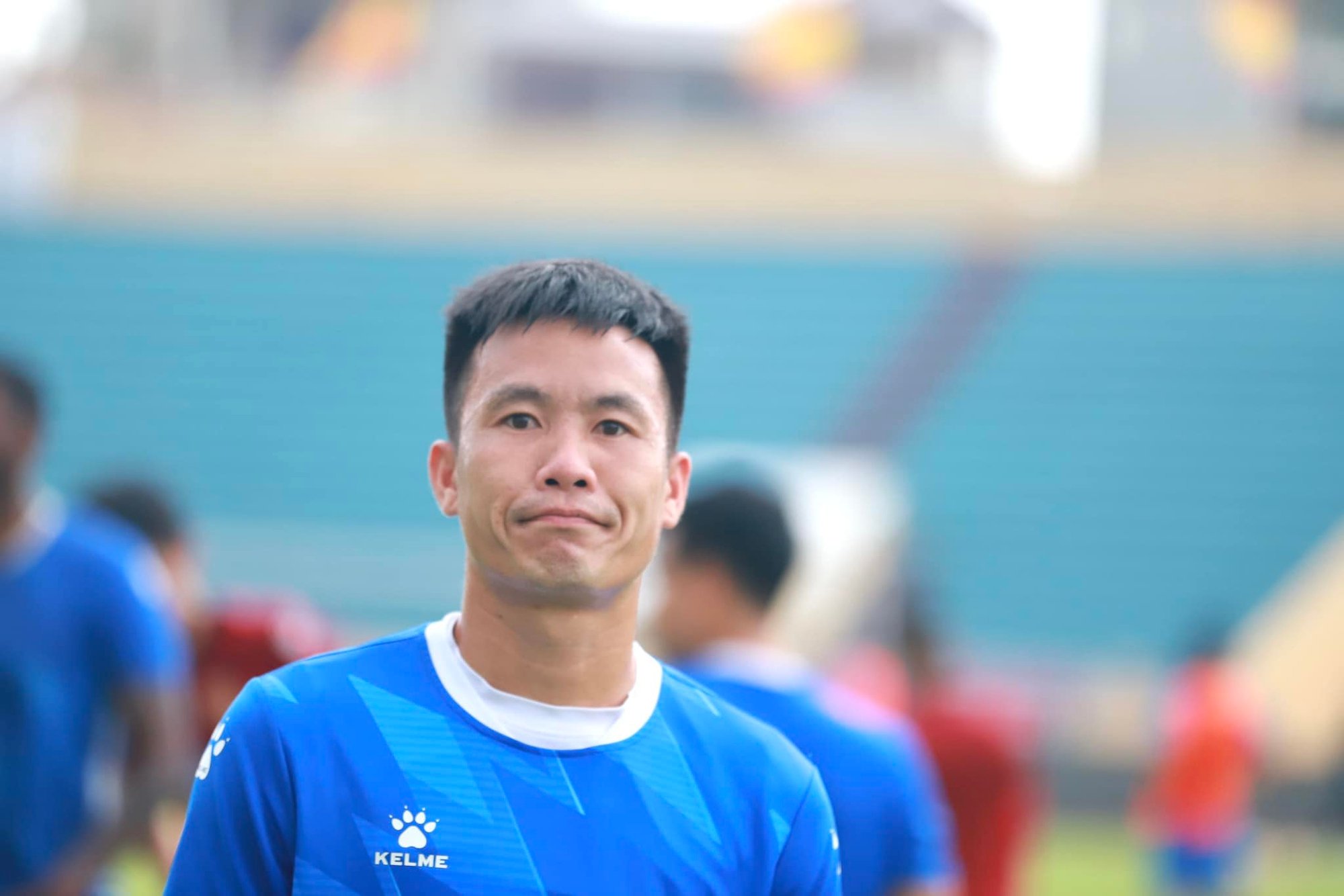 Tiền vệ Tô Văn Vũ: &quot;Về Nam Định tôi thích nghi nhanh khi được chơi bóng với nhiều anh em thân thiết&quot; - Ảnh 1.