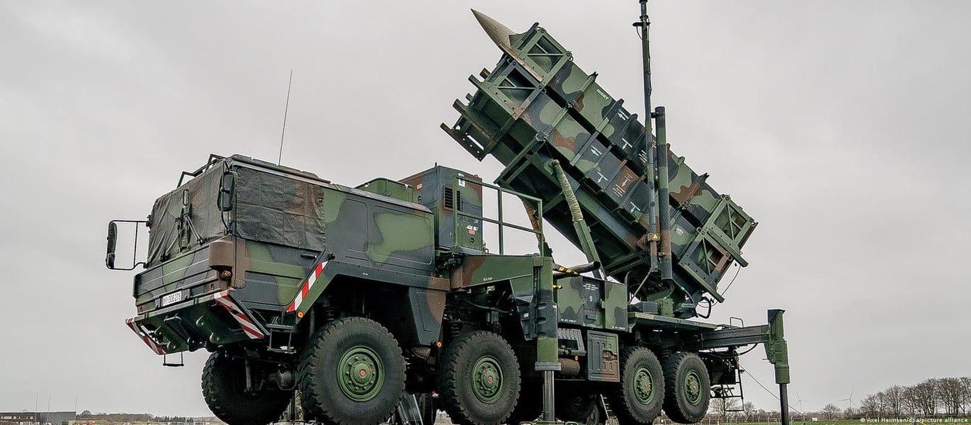 Chỉ huy đơn vị Patriot Ukraine tiết lộ cách bắn hạ tên lửa Kh-47 Kinzhal - Ảnh 4.