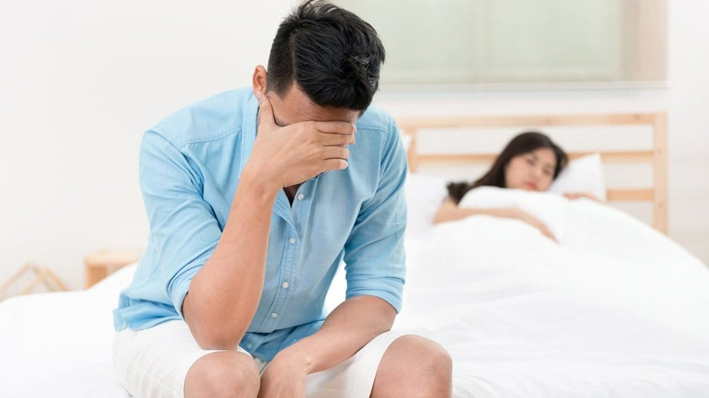 Lấy osin kém 34 tuổi, tôi kiệt sức vì vợ đòi &quot;ân ái&quot; quá nhiều - Ảnh 2.