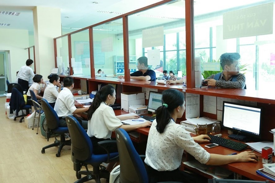 Hội đồng nhân dân huyện có quyền bãi nhiệm Chủ tịch Ủy ban nhân dân huyện - Ảnh 1.