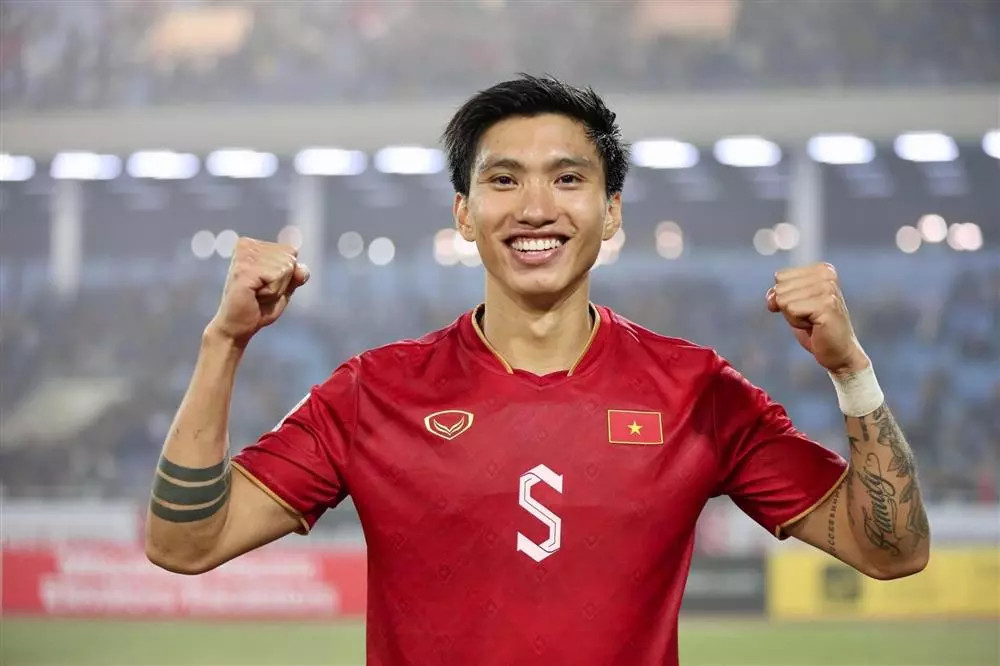 Đoàn Văn Hậu sang Indonesia thi đấu? - Ảnh 2.