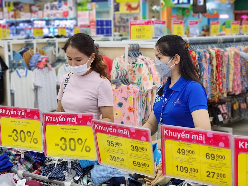 Người dân TP.HCM được nhắn tin “mời” đi mua sắm, khuyến mãi lên đến 100% - Ảnh 3.