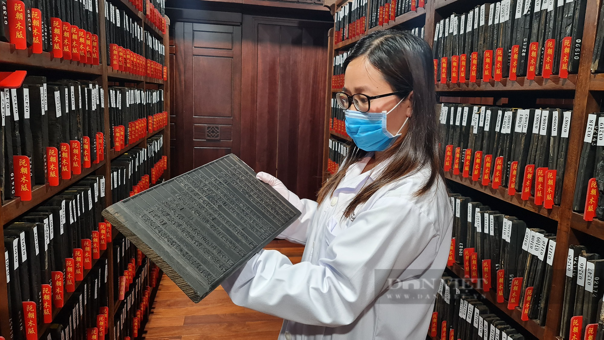 Bảo tồn Mộc bản triều Nguyễn, di sản tư liệu thế giới đầu tiên của Việt Nam - Ảnh 2.