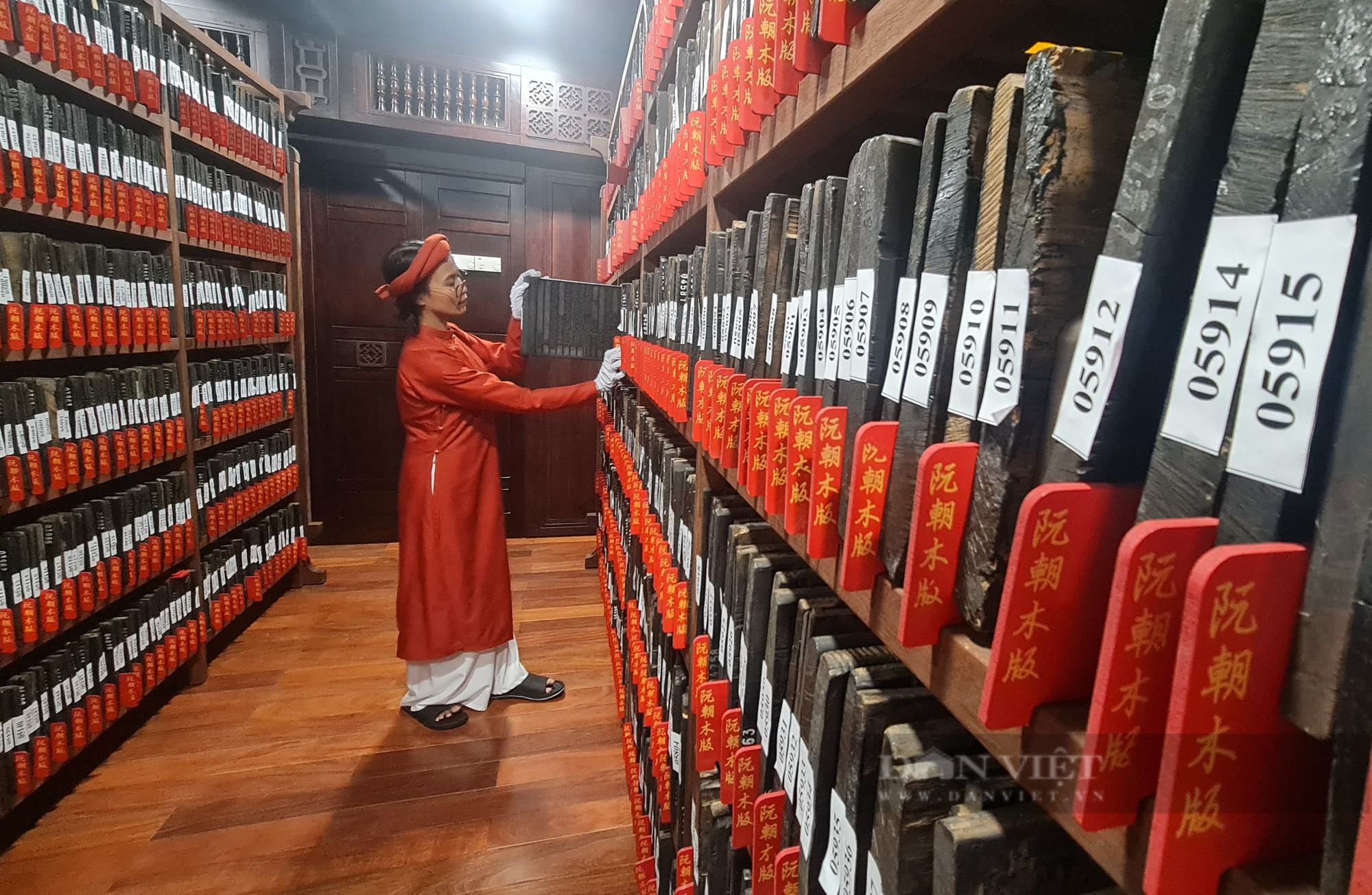 Bảo tồn Mộc bản triều Nguyễn, di sản tư liệu thế giới đầu tiên của Việt Nam - Ảnh 3.