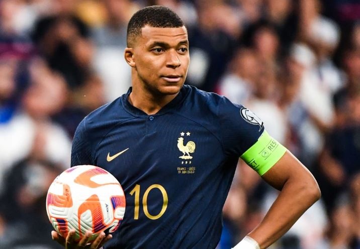 Mbappe đi vào lịch sử bóng đá Pháp - Ảnh 1.