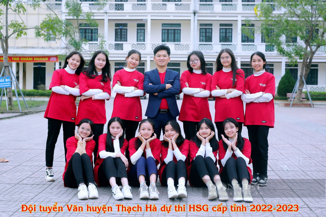 Nữ sinh “trường làng” viết 21 trang giấy đỗ thủ khoa đầu vào môn Văn trường chuyên - Ảnh 6.