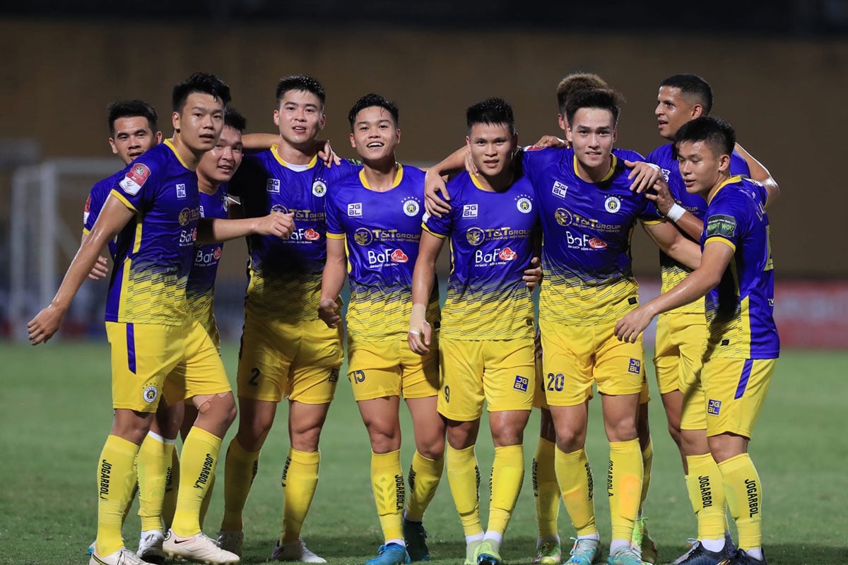 Tin tối (22/6): Hà Nội FC kích hoạt cùng lúc 4 &quot;bom tấn&quot; - Ảnh 1.