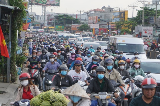 BOT, ‘siêu dự án’ hứa hẹn thay đổi diện mạo giao thông TPHCM - Ảnh 3.