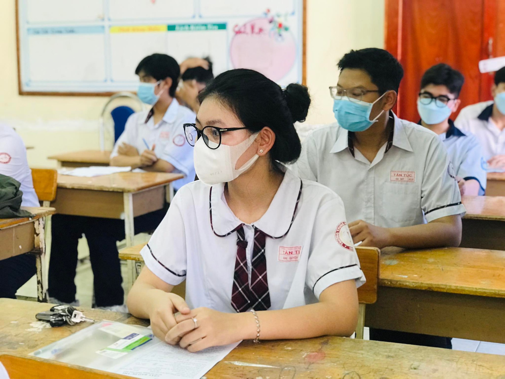 TP.HCM: Có 1.014 bài thi đạt điểm 10 tốt nghiệp THPT 2023 - Ảnh 1.