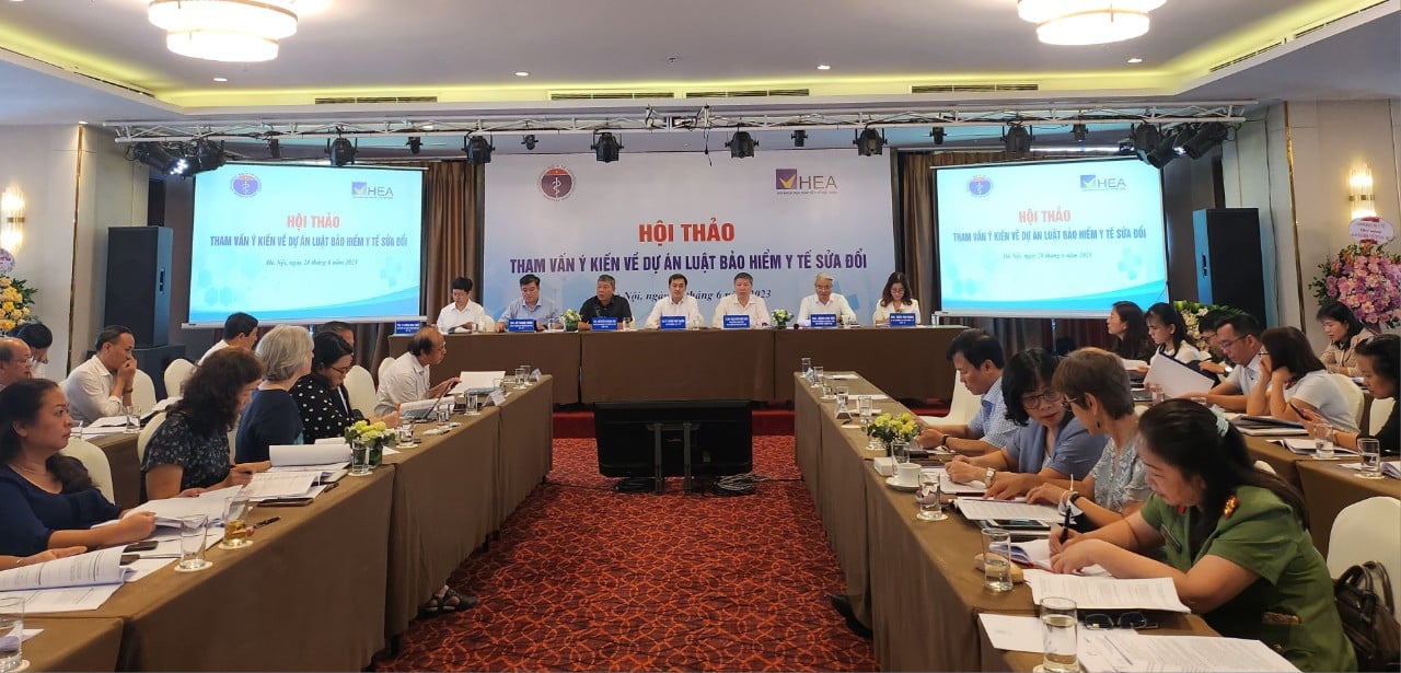 Khám sức khỏe định kỳ, sàng lọc sơ sinh, sàng lọc bệnh mãn tính được đề xuất BHYT chi trả - Ảnh 3.