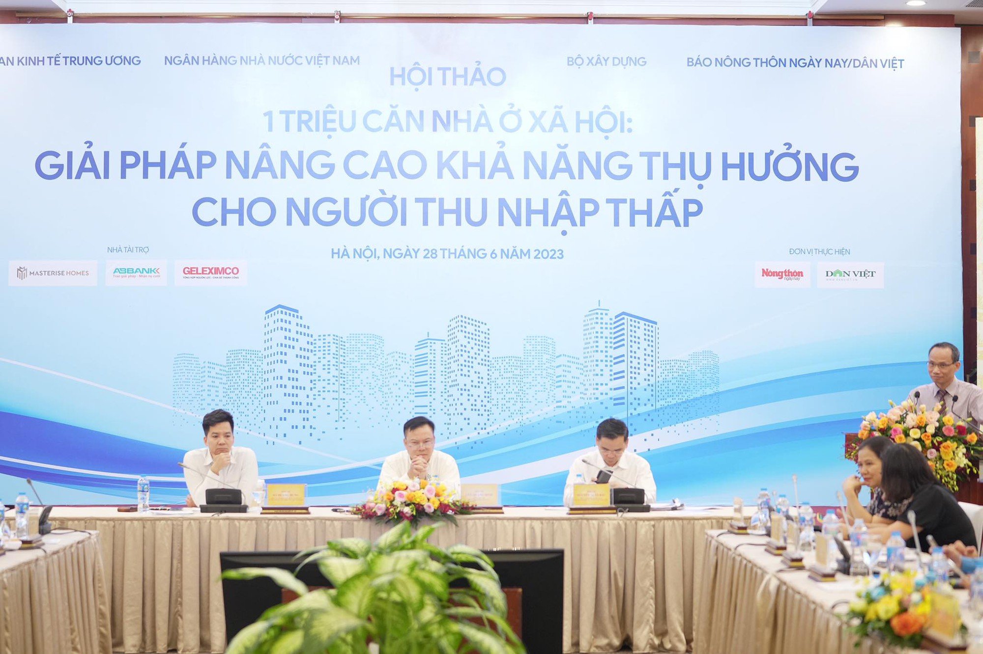 Xây dựng nhà ở xã hội: Không phải là làm từ thiện, xin - cho - Ảnh 2.