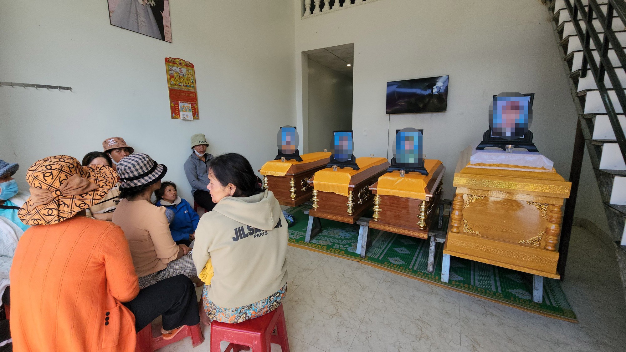 Người nhà nói về vụ 4 người trong một gia đình ở Lâm Đồng tử vong trong tư thế treo cổ - Ảnh 1.