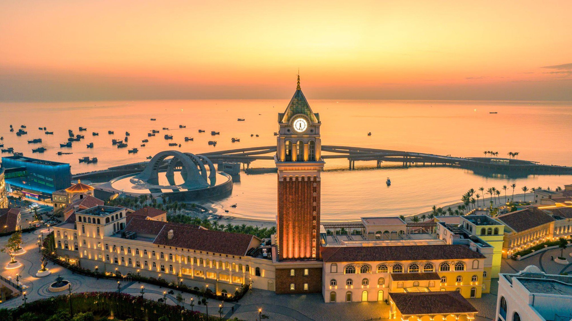 Tại Việt Nam, đâu là điểm đến lãng mạn sánh ngang với Paris hay Venice? - Ảnh 2.