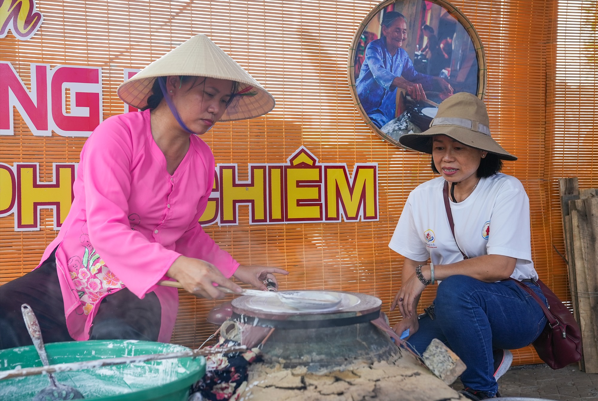 Thưởng thức món ngon xứ Quảng giữa Sài thành - Ảnh 9.