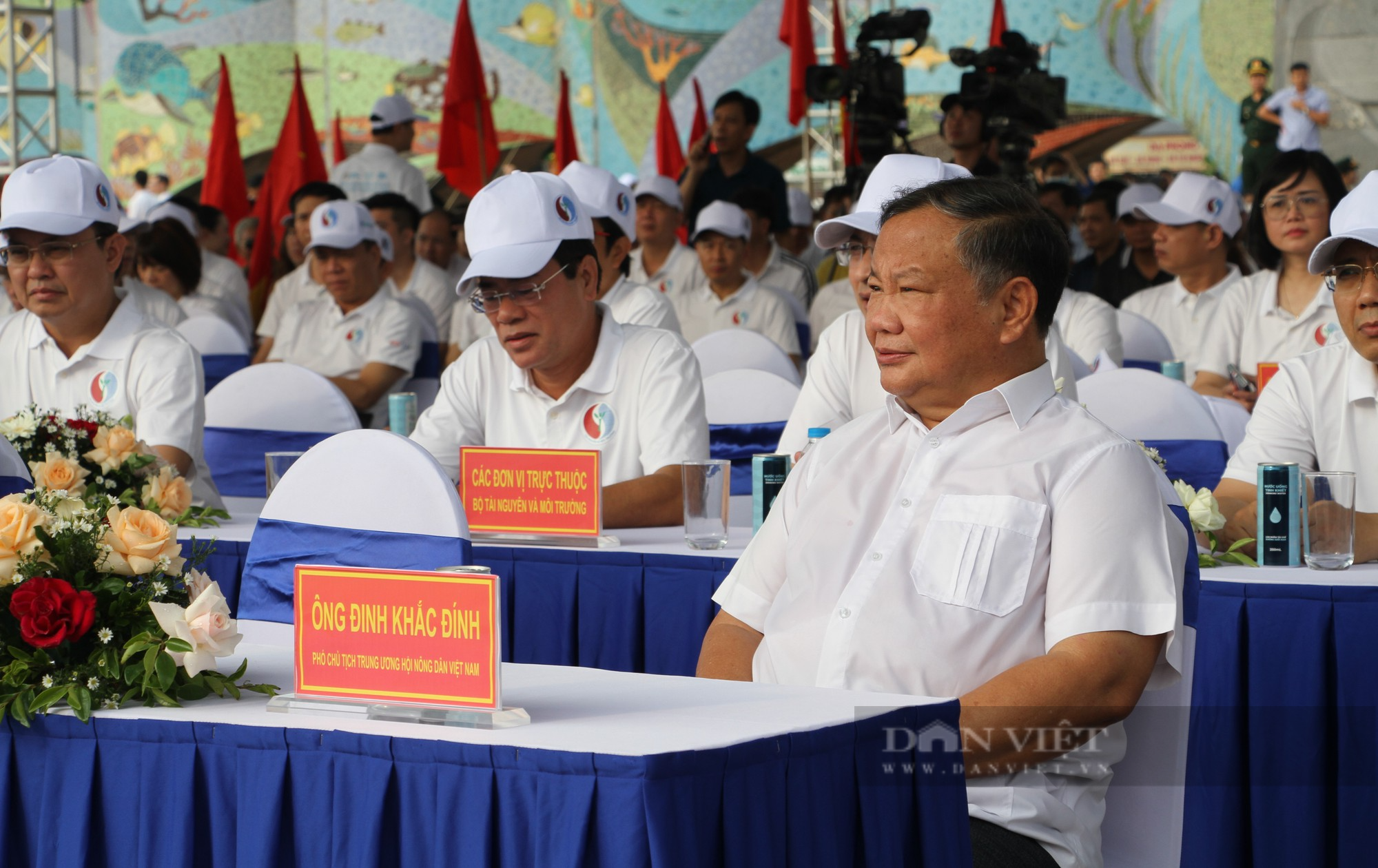 Bộ trưởng Bộ Tài nguyên và Môi trường kêu gọi những việc cần làm để bảo vệ môi trường biển và đại dương - Ảnh 3.