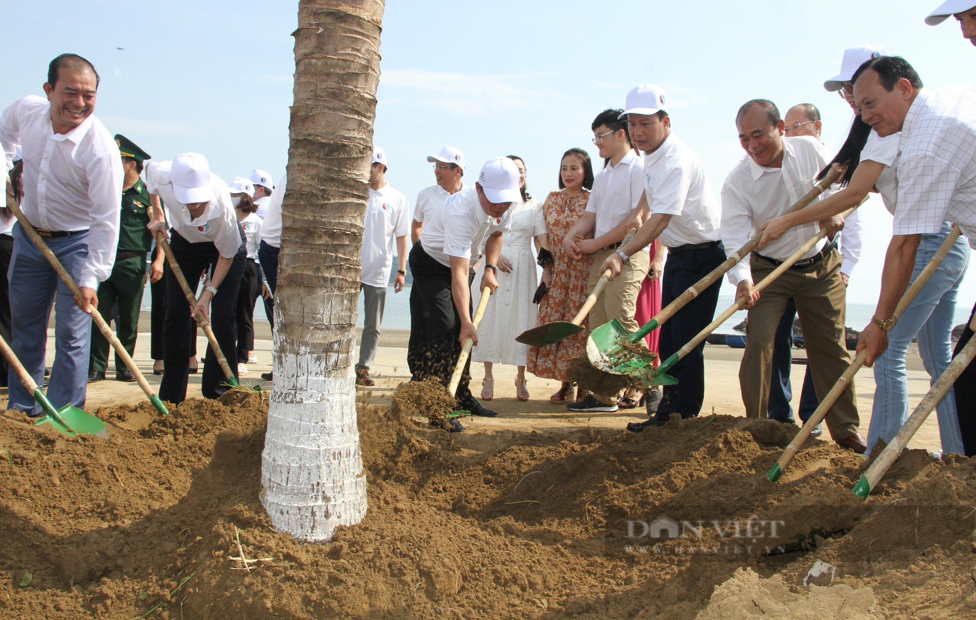 Bộ trưởng Bộ Tài nguyên và Môi trường kêu gọi những việc cần làm để bảo vệ môi trường biển và đại dương - Ảnh 6.