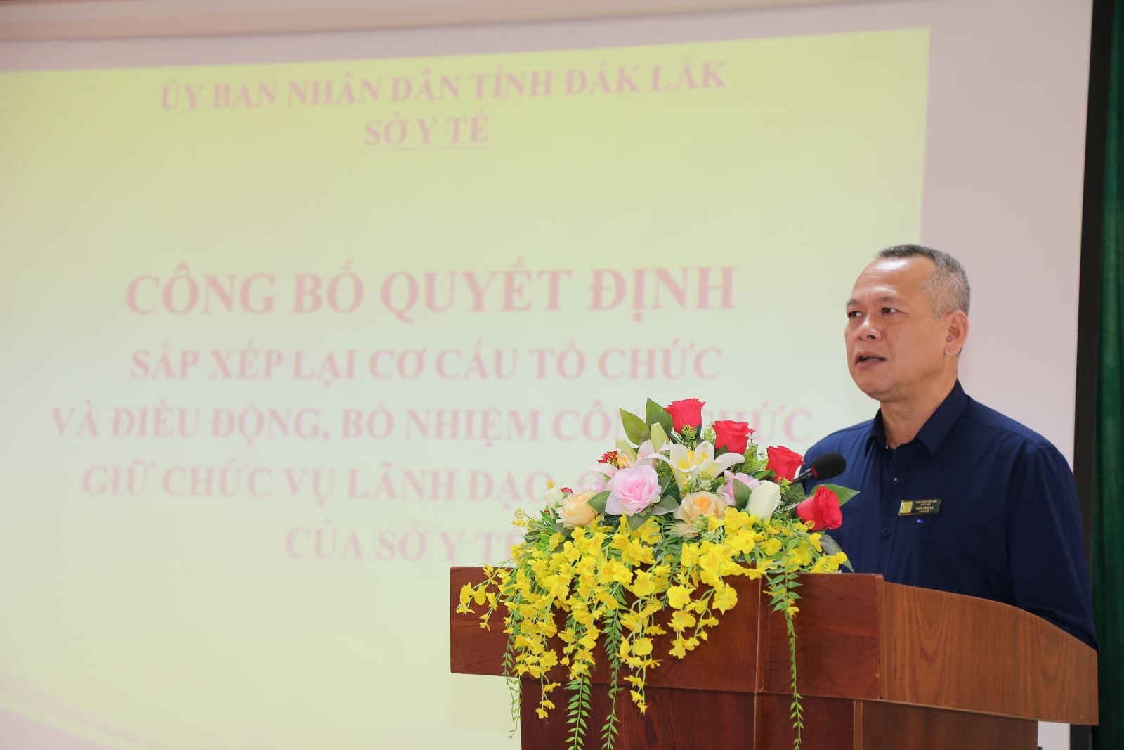 Kỷ luật Giám đốc Sở Y tế Đắk Lắk Nay Phi La - Ảnh 1.