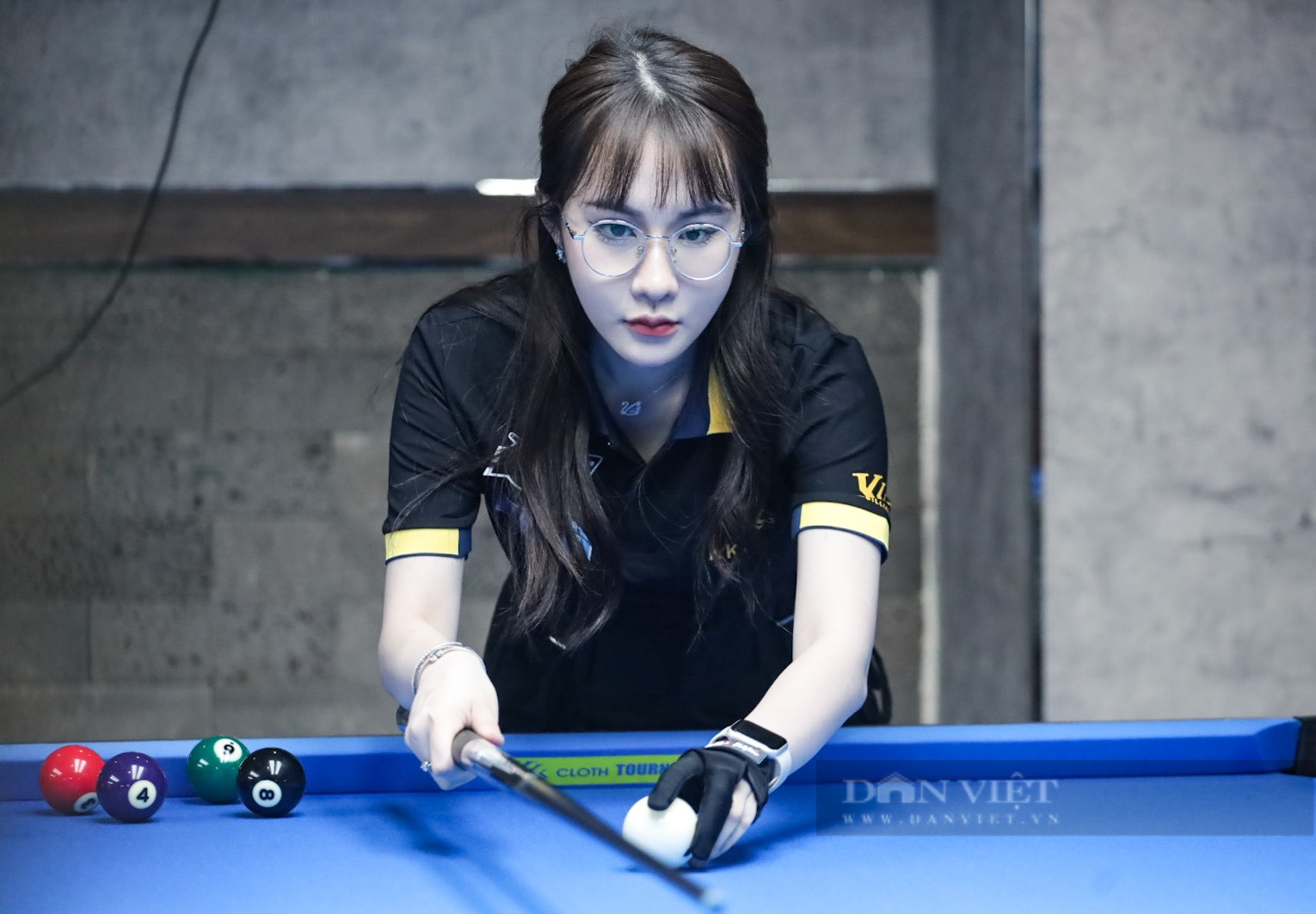 Ngất ngây với nhan sắc các cơ thủ tại Giải Billiard Pool 9 bi nữ TP.HCM mở rộng - Ảnh 1.
