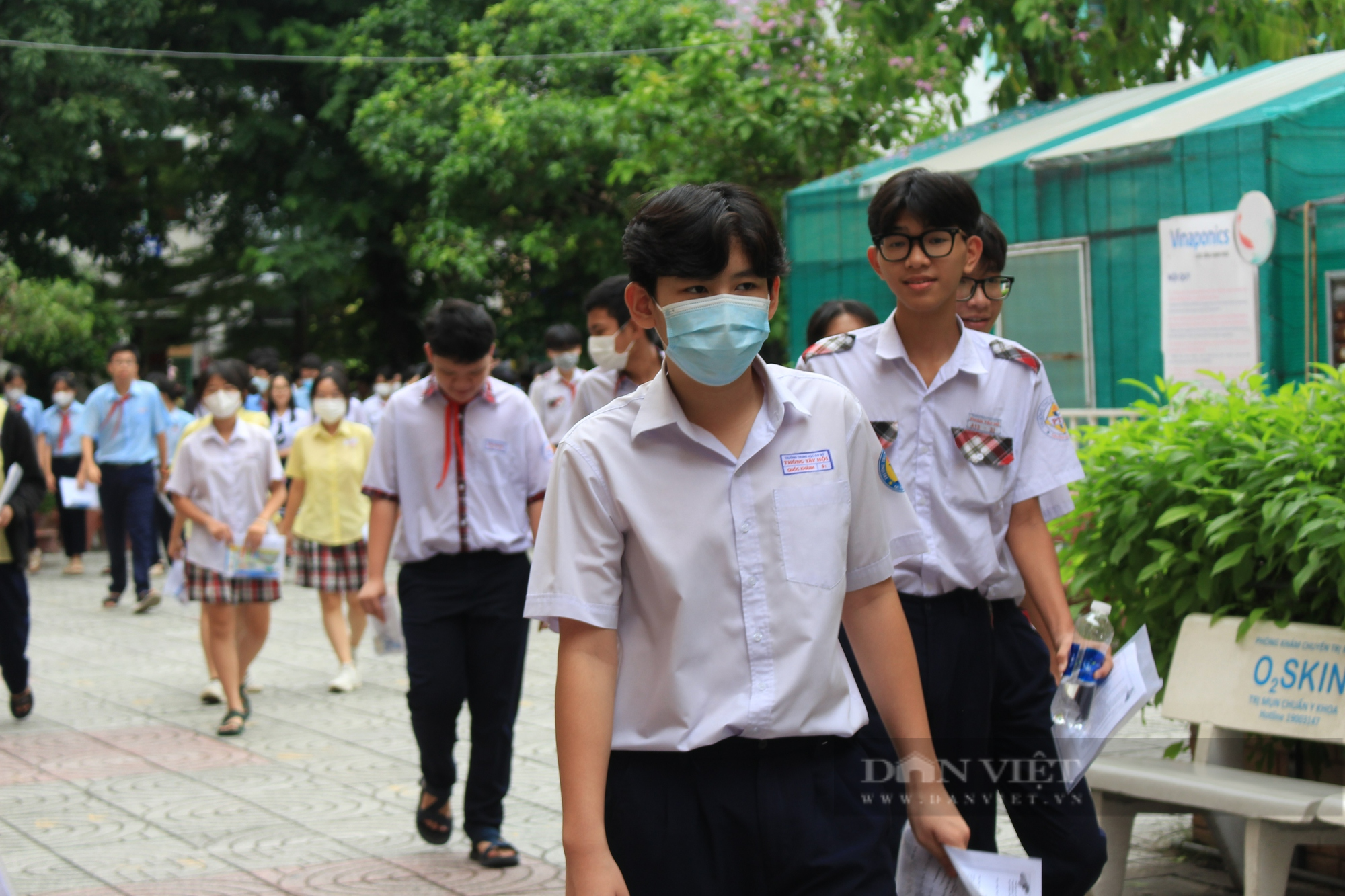 Đề thi tuyển sinh lớp 10 môn Văn  tại TP.HCM: &quot;Đề mới lạ, dài nhưng không khó&quot; - Ảnh 3.