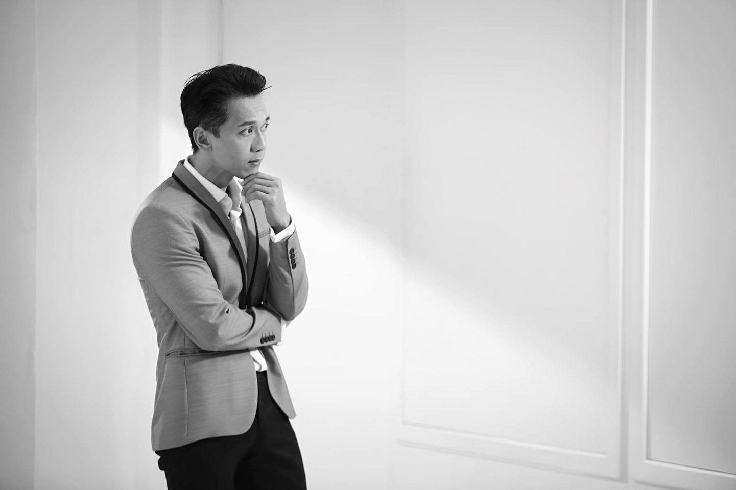 Vẻ điển trai của Chủ tịch ACB Trần Hùng Huy khiến chị em nào cũng muốn &quot;đổ gục&quot; - Ảnh 8.