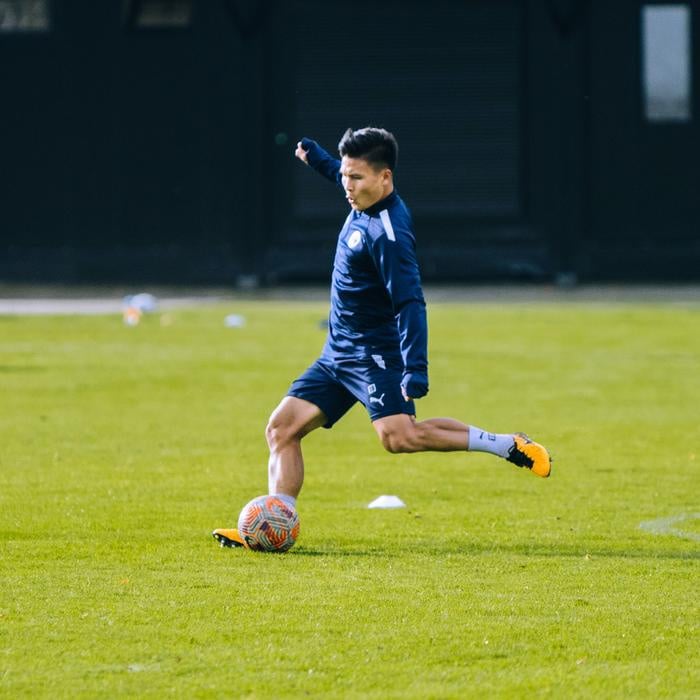 Quang Hải lãng phí 1 năm ở Pau FC: Thiếu sự tư vấn đúng và sai lầm? - Ảnh 2.