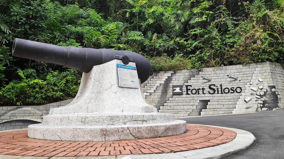 Hình ảnh đảo thiên đường Sentosa và quá khứ đen tối - Ảnh 2.