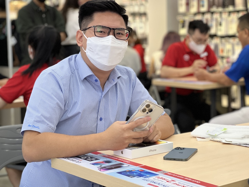 Người Việt vẫn thuộc nhóm chi ít cho viễn thông - Ảnh 1.