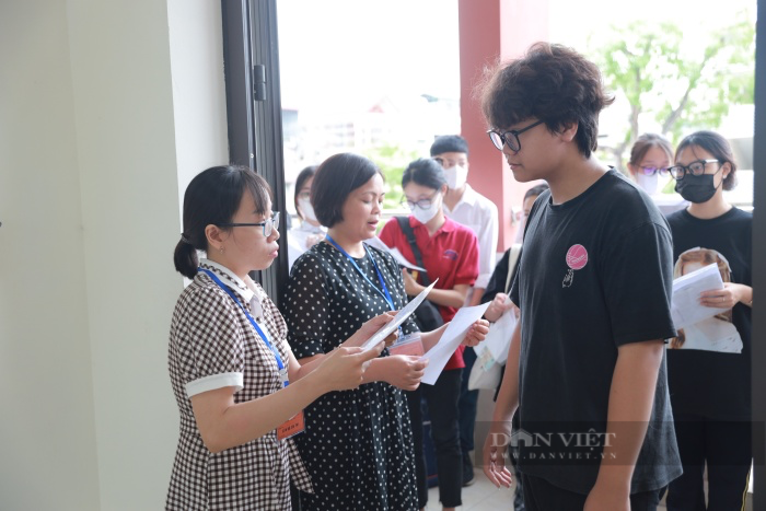 Cận cảnh thí sinh Hà Nội chuẩn bị bước vào kỳ thi lớp 10 đầy thử thách - Ảnh 7.