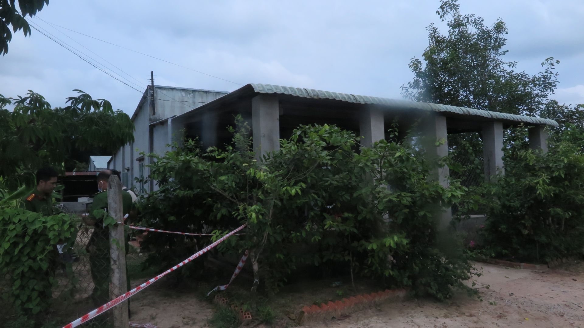 Phát hiện 2 vợ chồng tử vong bất thường tại nhà riêng - Ảnh 1.