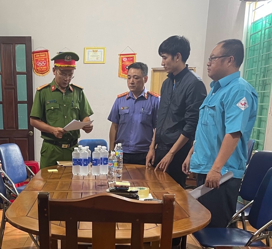 Bắt 2 Phó giám đốc Trung đăng kiểm ở Gia Lai vì nhận hối lộ - Ảnh 2.
