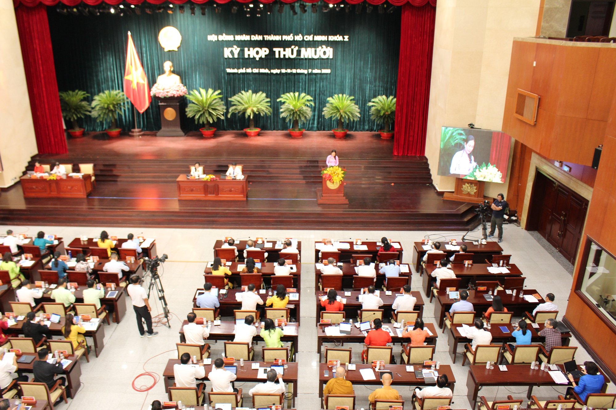 TP.HCM thu hồi 381 địa chỉ nhà đất, lo ngại thông tin cá nhân bị khai thác bất hợp pháp - Ảnh 1.