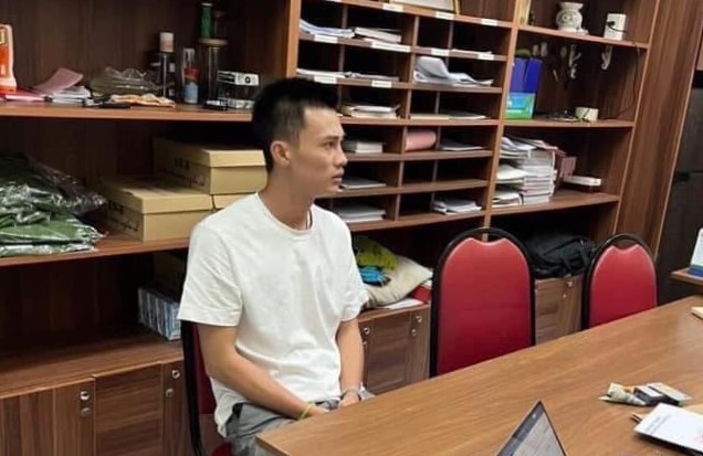 Trước khi bị Công an TP.HCM tạm giữ đại gia Phan Công Khanh từng dính tới những lùm xùm gì? - Ảnh 1.