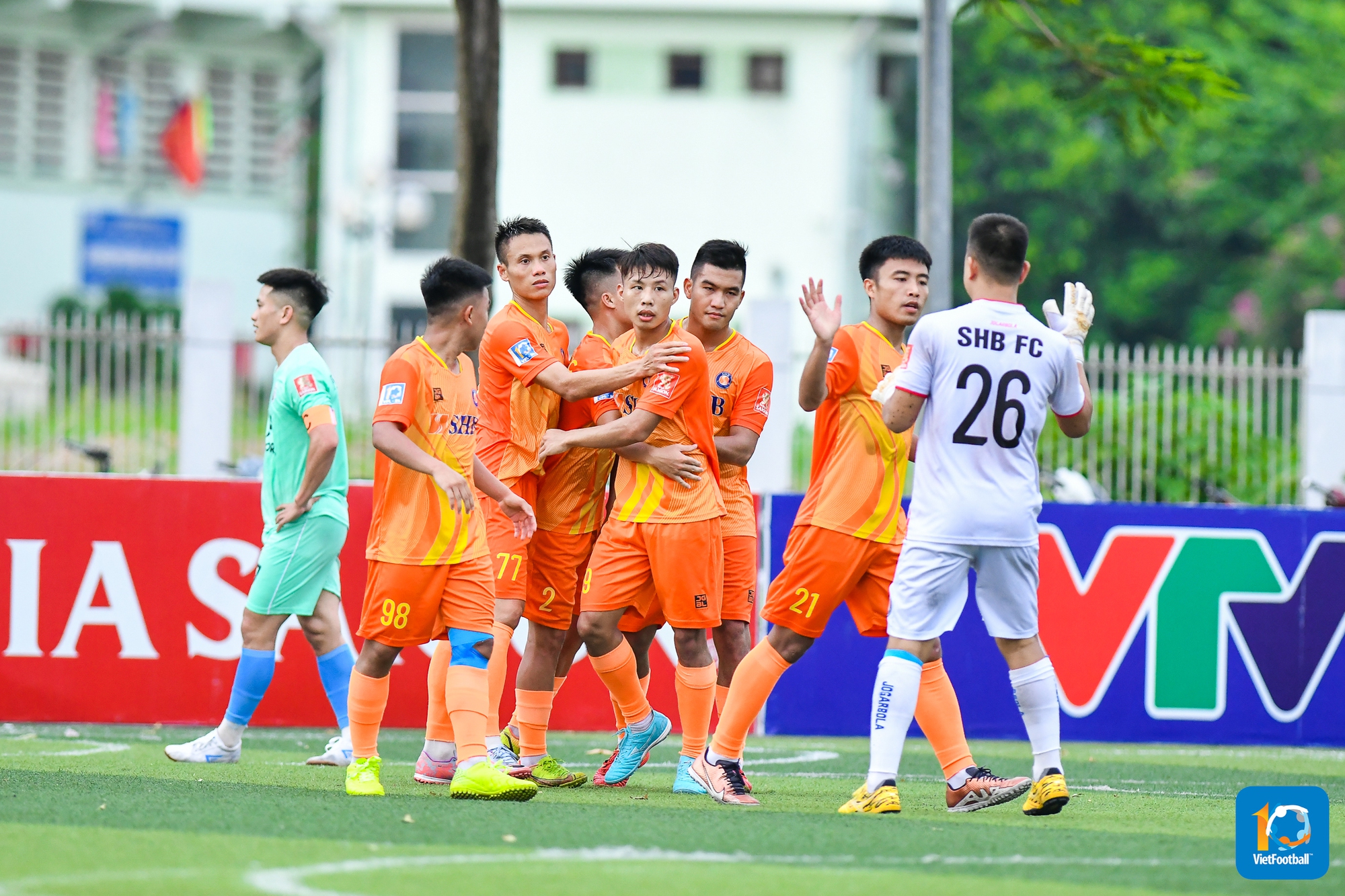 SHB vừa có chiến thắng kịch tính 3-2 trước Phoenix, đội bóng nhà băng đang dần tìm được sự ổn định tại giai đoạn 2.
