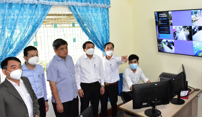 TT-Huế: 6 tháng, nông dân đóng góp nhiều tỷ đồng và hiến hàng chục nghìn m2 đất xây dựng NTM  - Ảnh 1.