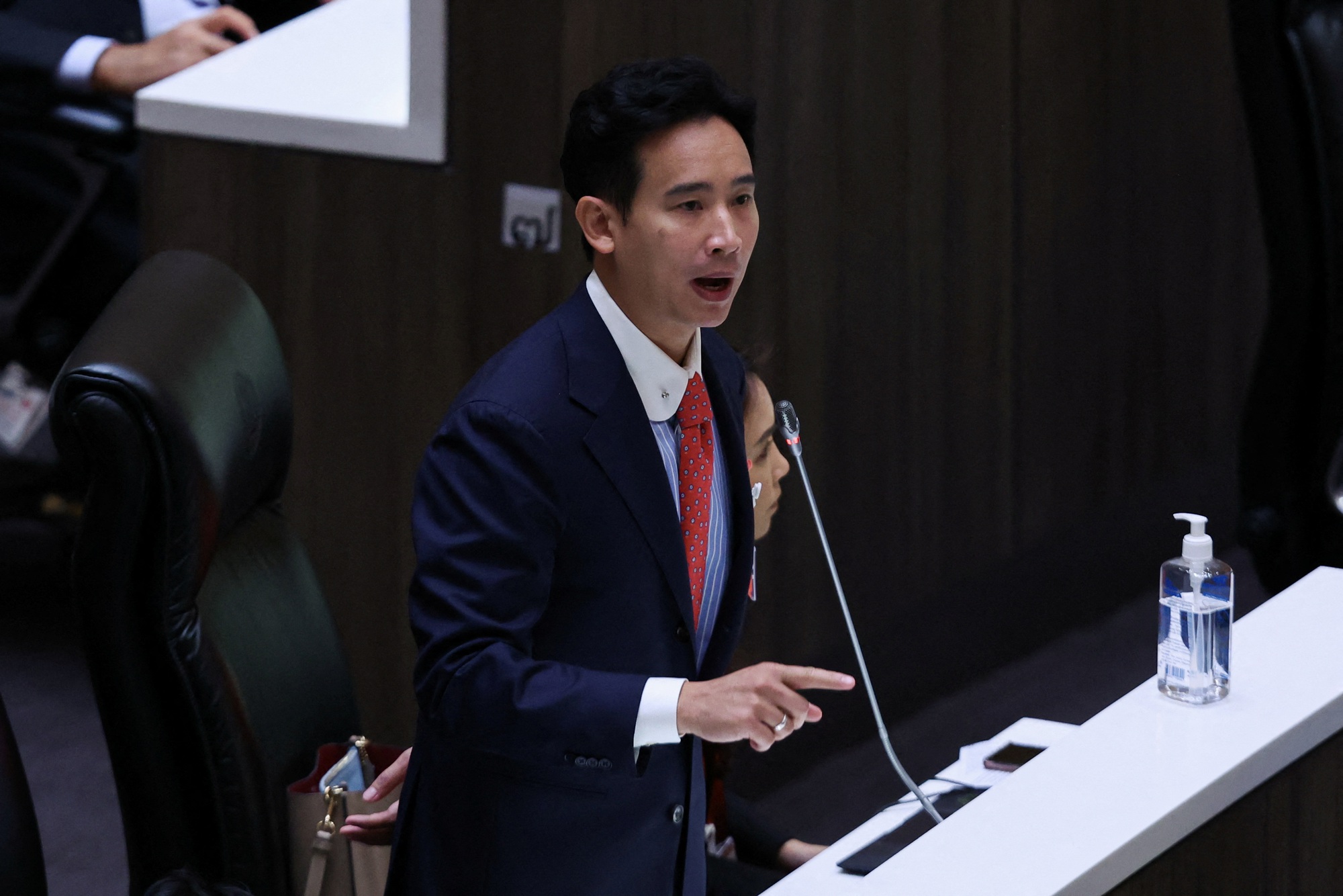 Ông Pita thất bại, Thái Lan vẫn chưa có thủ tướng mới - Ảnh 1.