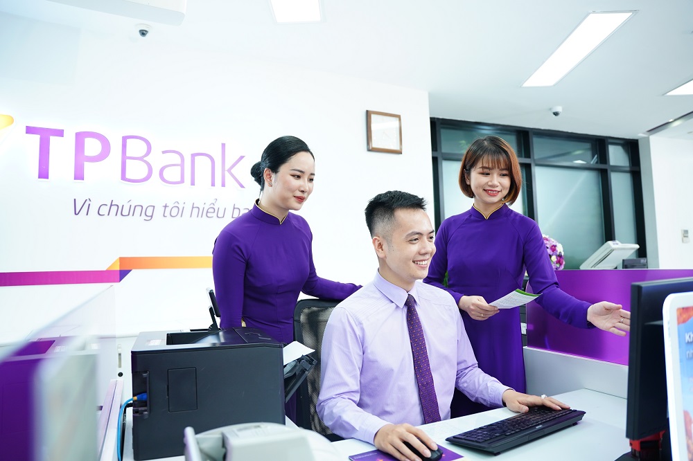 Tăng trưởng tín dụng cao hơn trung bình ngành, HSC lạc quan về triển vọng của TPBank - Ảnh 1.