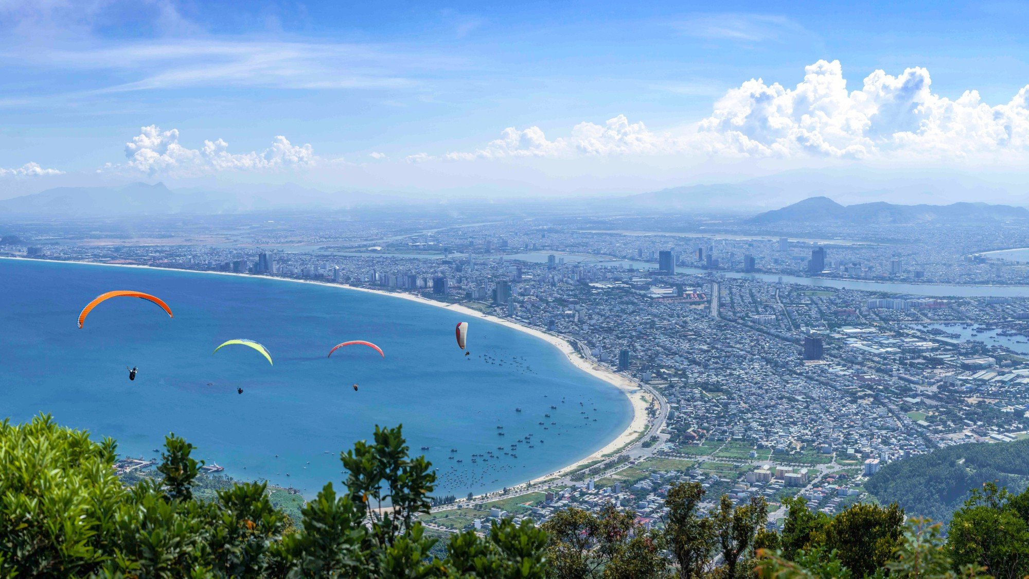 Đà Nẵng tổ chức nhiều hoạt động sự kiện, tour “Tận hưởng mùa hè” - Ảnh 1.