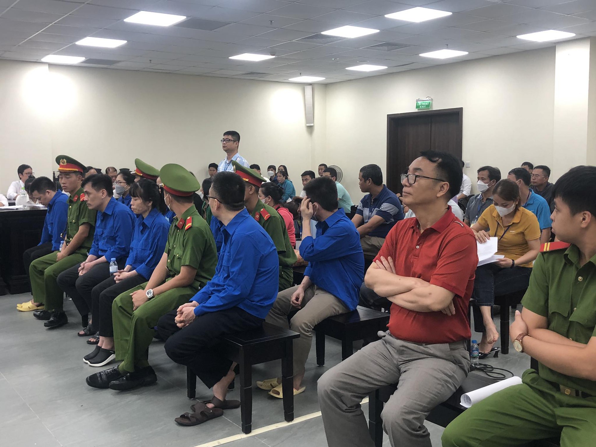 Vụ xử cựu Cục phó QLTT: Luật sư đề nghị trả tự do cho Trần Hùng ngay tại tòa - Ảnh 1.