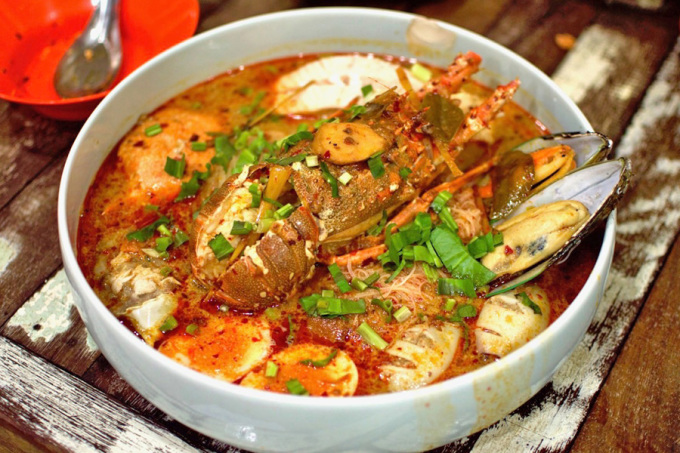 Quán mì tom yum ngon nhất Bangkok - Ảnh 2.