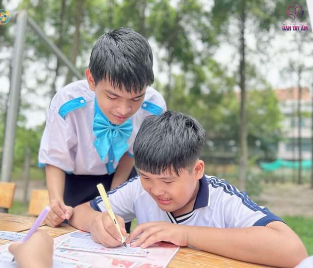 Nam sinh từng đăng ký 122 nguyện vọng xét tuyển đại học gây &quot;chấn động&quot;, sau 1 năm đã khác - Ảnh 1.