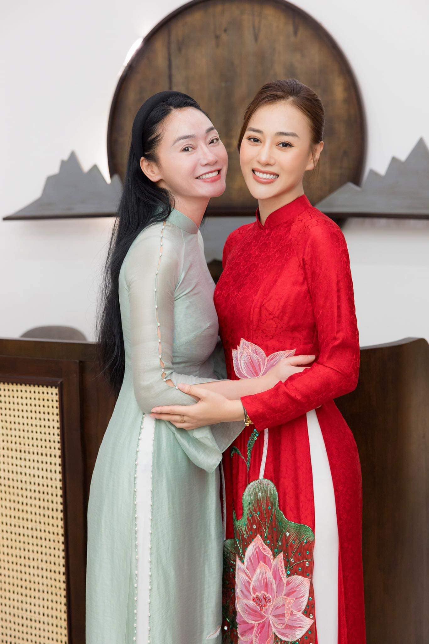 &quot;Mẹ chồng màn ảnh&quot; nhắn nhủ Phương Oanh trước thềm diễn ra lễ ăn hỏi với Shark Bình - Ảnh 4.