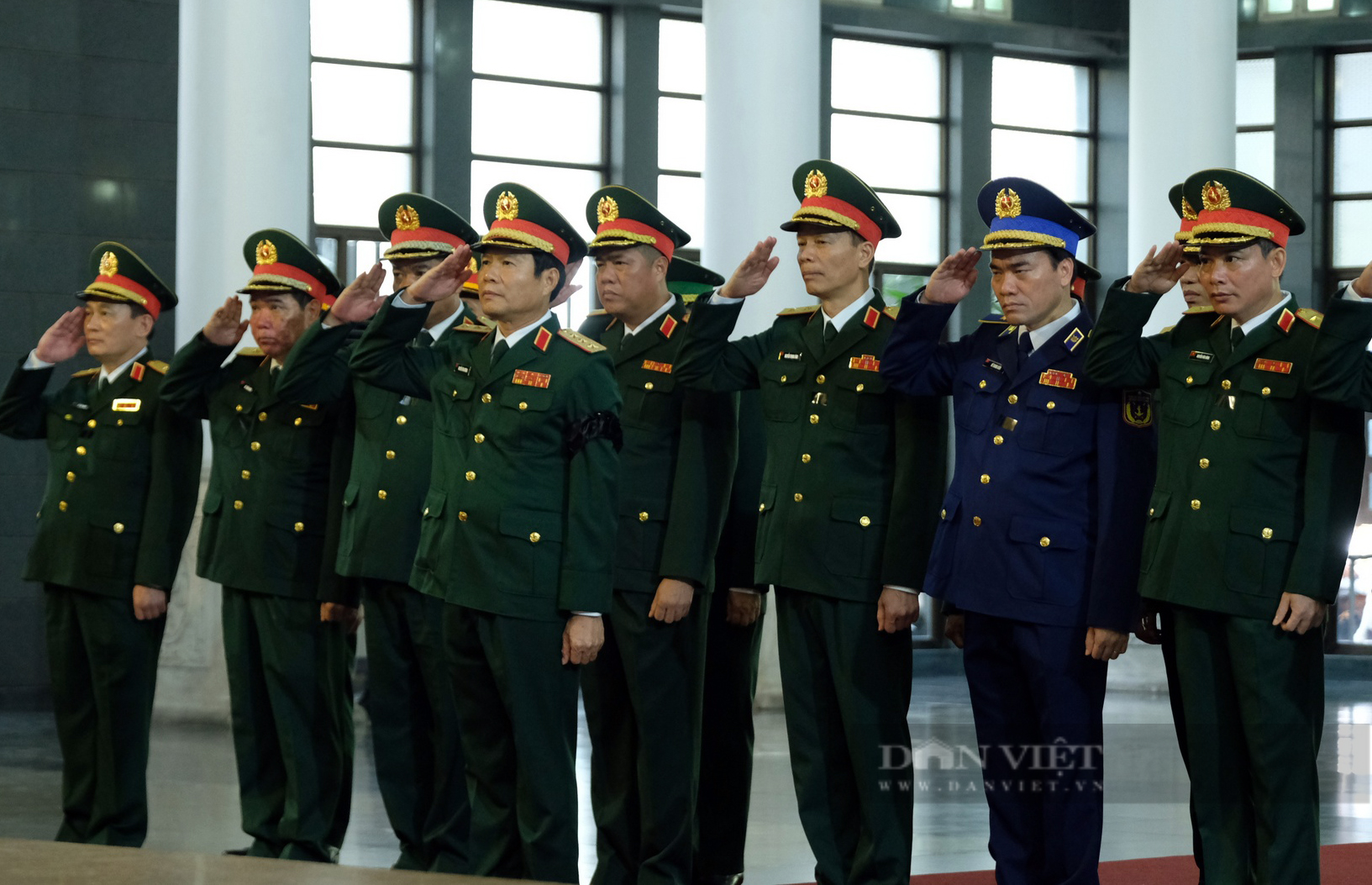 Lãnh đạo Đảng, Nhà nước viếng nguyên Phó Thủ tướng Nguyễn Khánh - Ảnh 8.