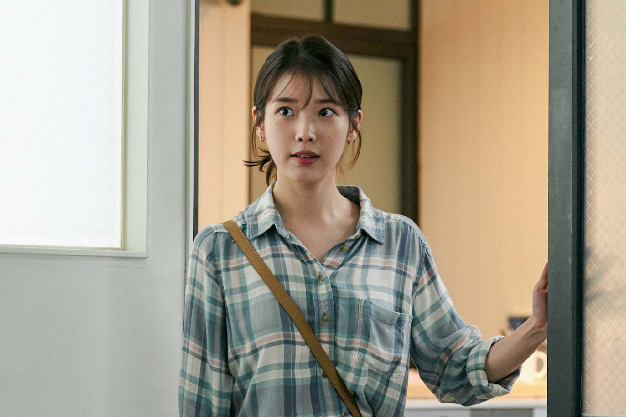 Park Seo Joon cùng IU xuất hiện trong phim mới - Ảnh 4.