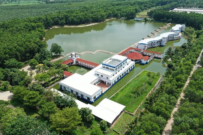Để có các mô hình “trang trại sinh thái”, “trung hòa carbon”, Vinamilk đã chuẩn bị như thế nào? - Ảnh 4.