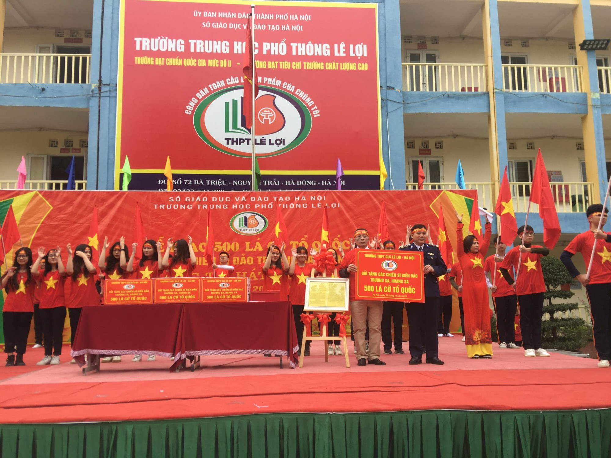 71 giáo viên viết đơn xin giảm án cho ông Chử Xuân Dũng, nhà trường nói: &quot;Kết quả thế nào chúng tôi vẫn làm&quot; - Ảnh 1.