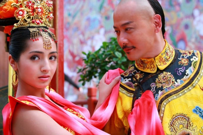 Người đẹp khiến Càn Long mê đắm bị ép phải thắt cổ chết thế nào? - Ảnh 2.