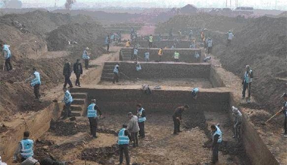 Cổ vật nào của Trung Quốc giá trị hơn 3.300 tỷ đồng nhưng... &quot;vô dụng&quot;? - Ảnh 1.
