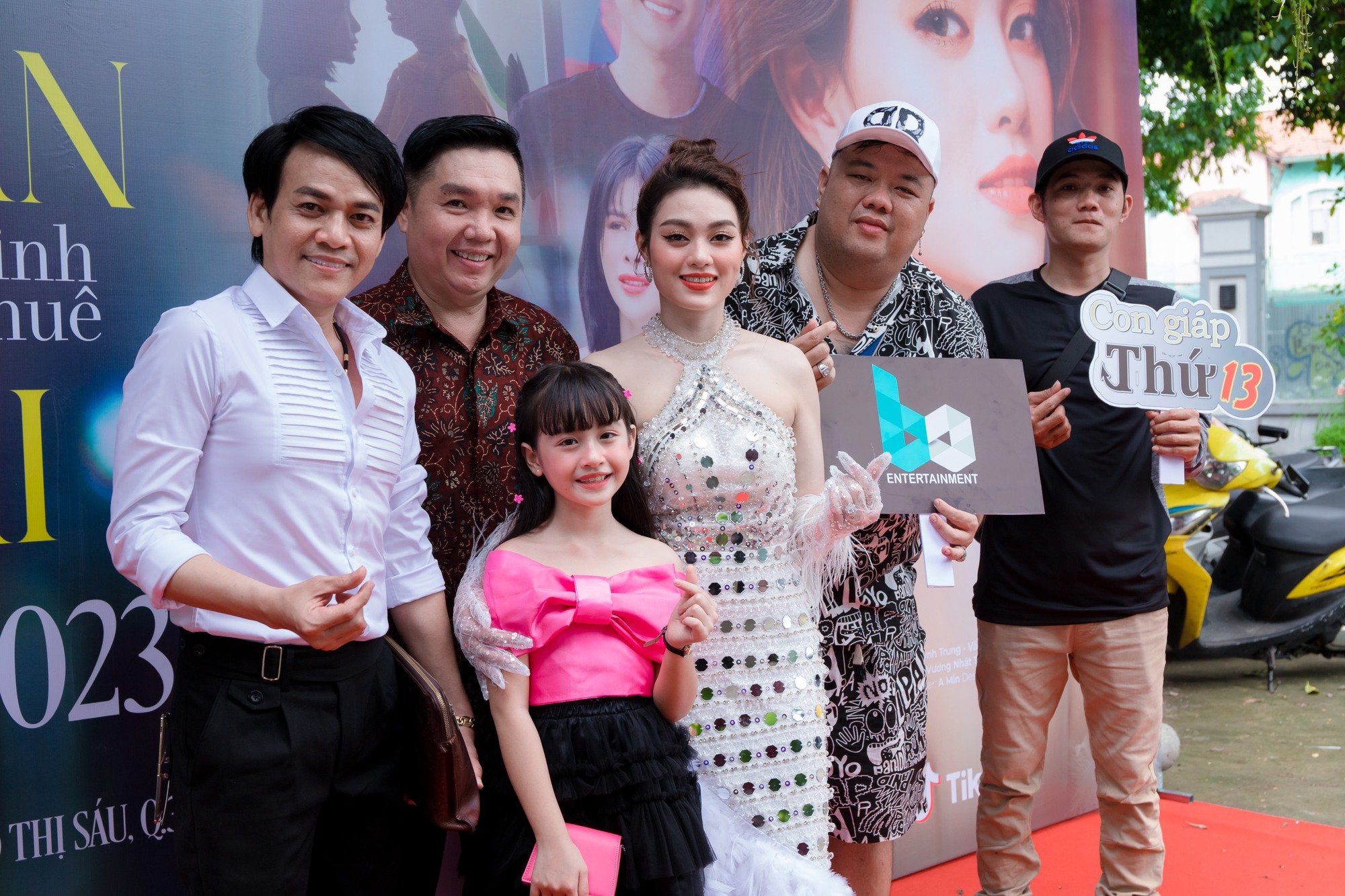 Minh Khuê: &quot;Tôi muốn trở thành ca sĩ đa năng&quot; - Ảnh 2.
