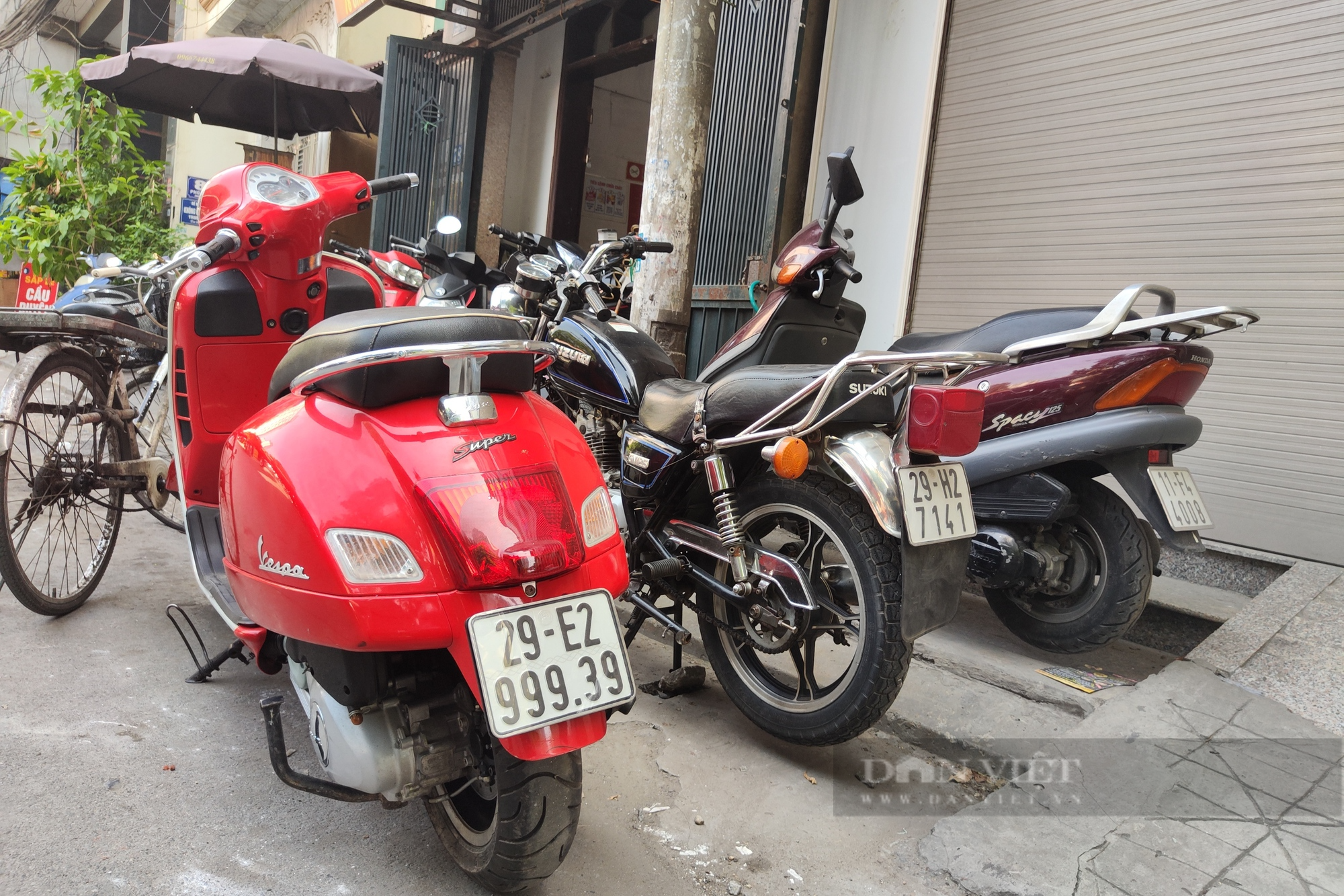 Buôn xe máy biển số đẹp, nhiều chủ cửa hàng tìm cách gỡ vốn - Ảnh 4.