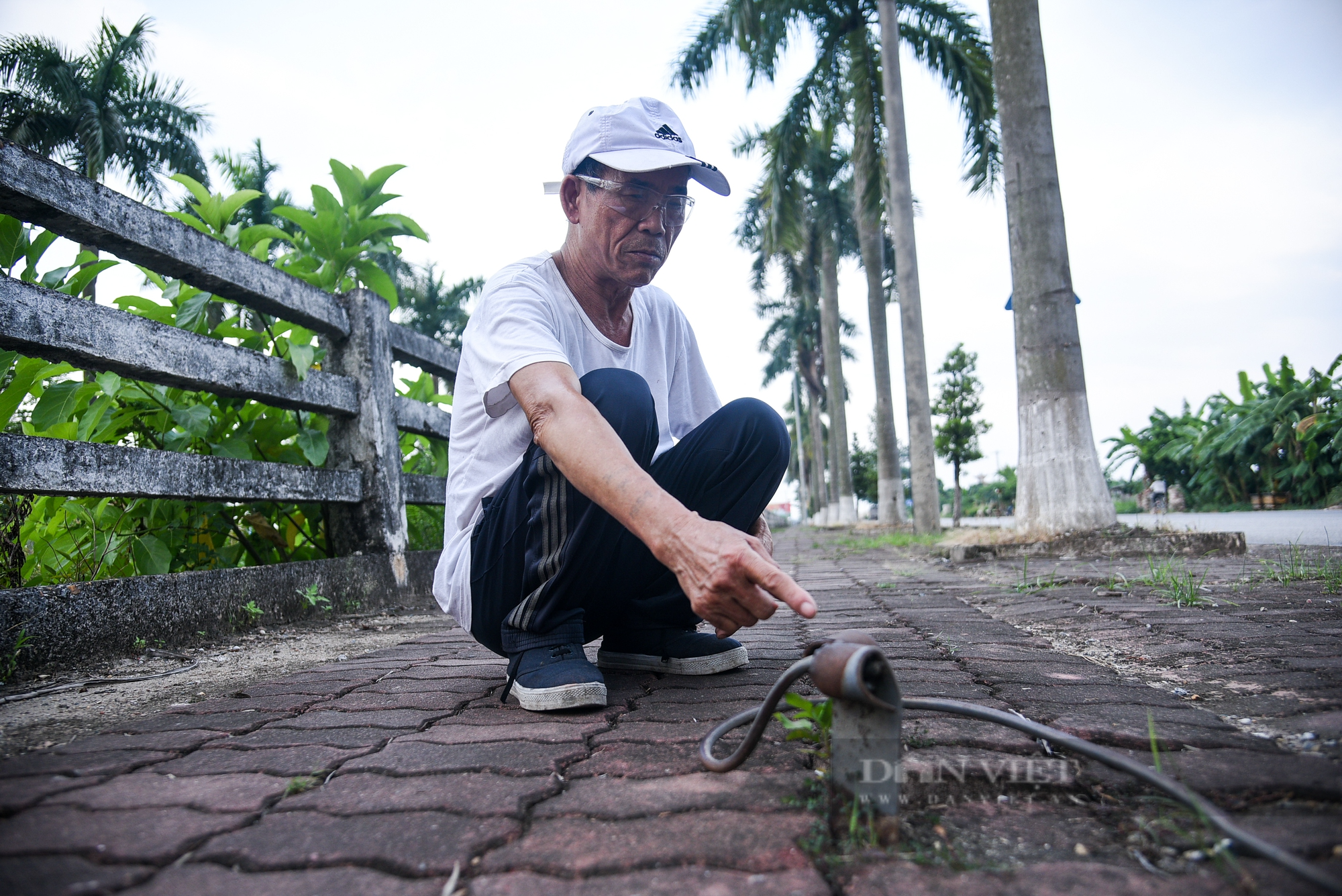 Cận cảnh kênh mương Đan Hoài hư hỏng hơn 7 năm chưa được sửa chữa - Ảnh 9.